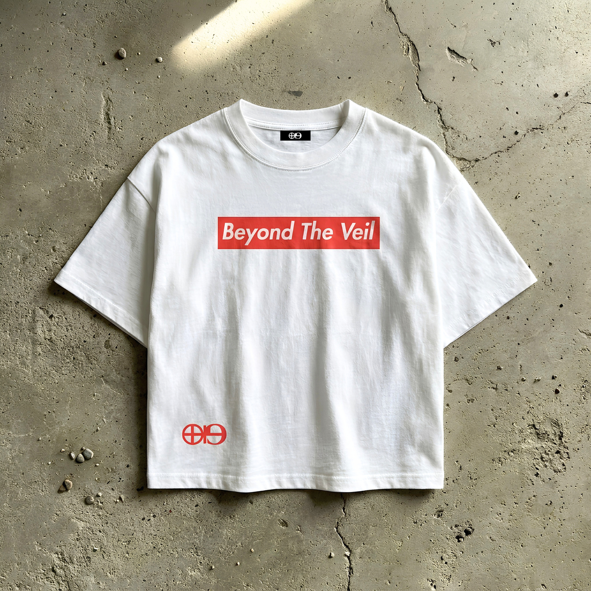 INSPO BEYOND THE VEIL WHITE CROPPED T-SHIRT