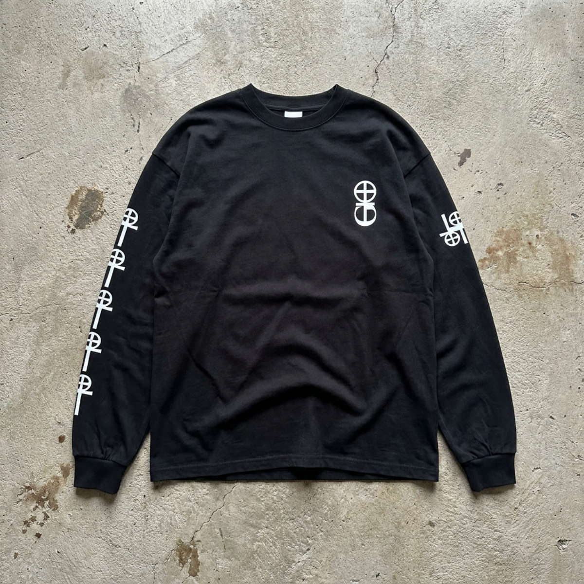 GNOSTA'S "LATCE" OVERSIZED BOXY LONG SLEEVE