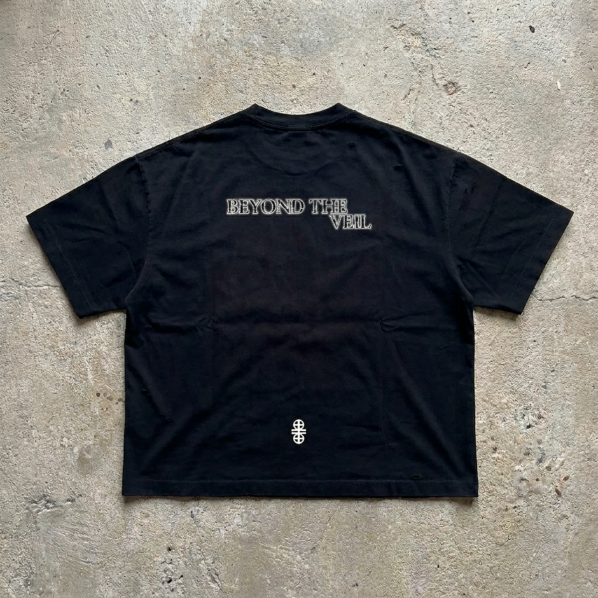 GNOSTA'S "STANDING MAN" VINTAGE DISTRESSED OVERSIZED T-SHIRT